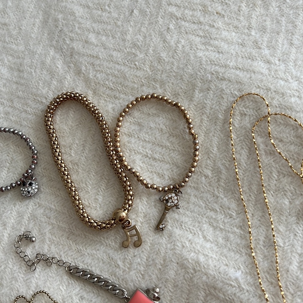Jewelry bundle - Picture 11 of 16